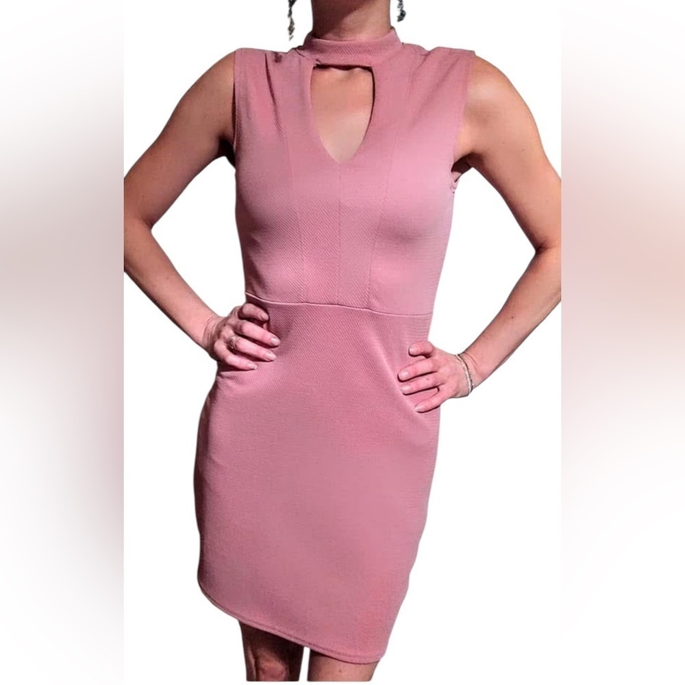 No Boundaries Women's Juniors Sz Large 11-13 Sleeveless Dress Cut Out Neck Mauve